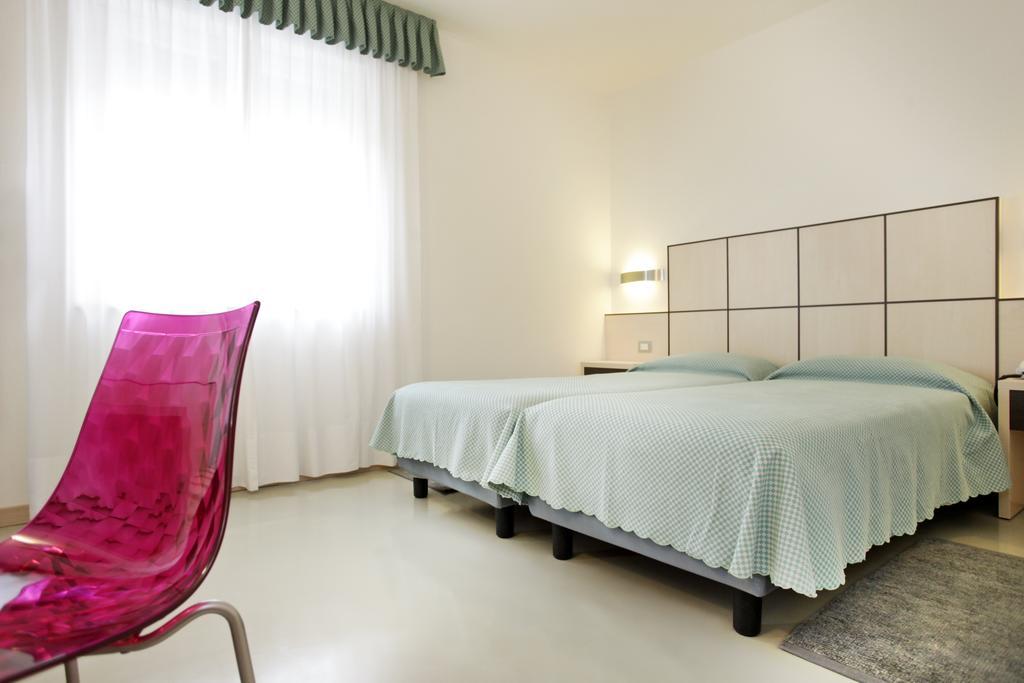 Hotel Miorelli Torbole Sul Garda Ngoại thất bức ảnh